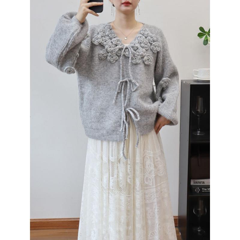 

Тяжелая промышленность трехмерный цветок вязаный кардиган осень и зима новый на шнуровке свободный нежный ветер свитер куртка женская one size fits all серый