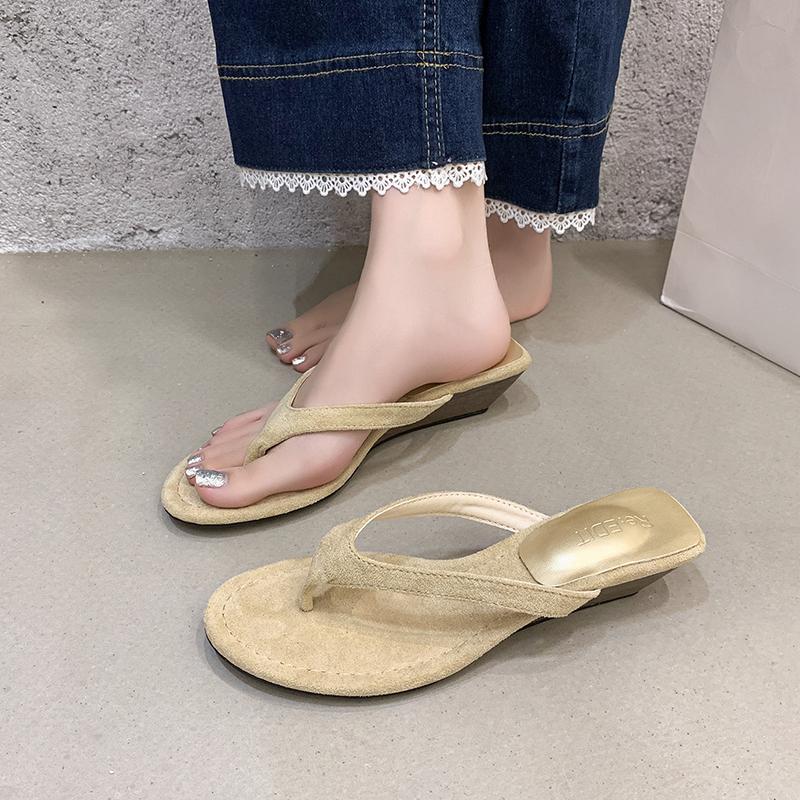 Fashion New Style Fashion Round Clip Toe Thin Low Heels Women Slippers Outdoor Casual Sandals Summer Flip Flops Shoes Zapatos Mujer