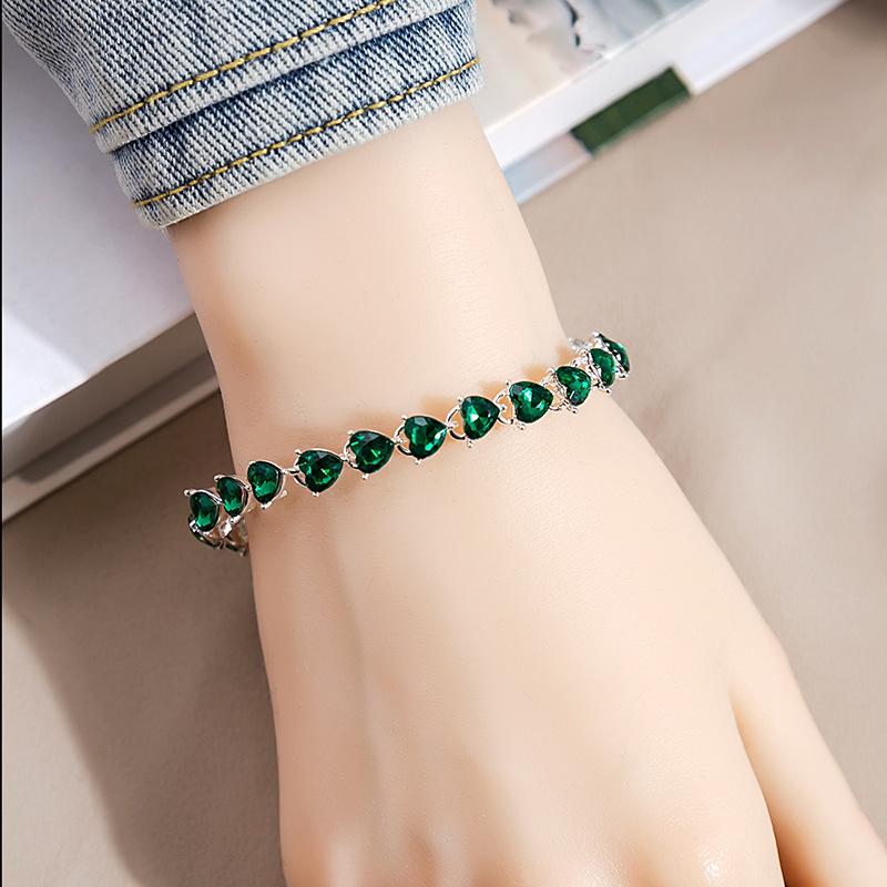 Love Flash Diamond Bracelet, Fashionable Color Willow Leaf Diamond Jewelry Design Light Luxury Accessories