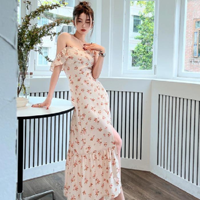 French Gentle Wind Imperial Sister Fan Temperament Versatile Skirt Summer Square Collar Split Fork Thin Floral Suspender Dress Women