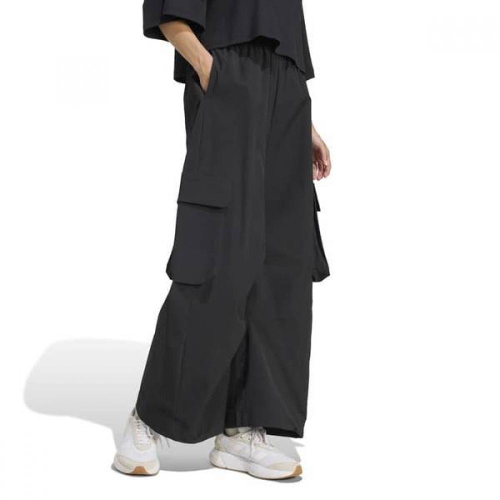 AdidaS Women S City Tech Cargo pantS Jm8442
