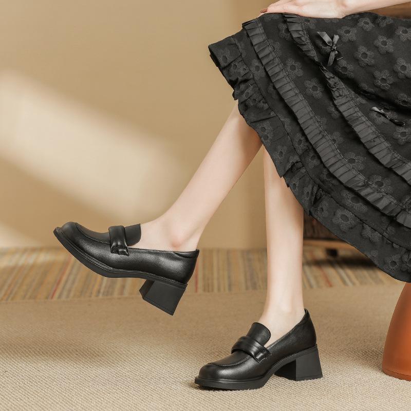 Women's Low Heels Platform Loafers Shoes Casual Comfort Chunky Block Heel Square Toe Pumps Non-Slip Party Office Work Dressy Pumps Shoes for Women