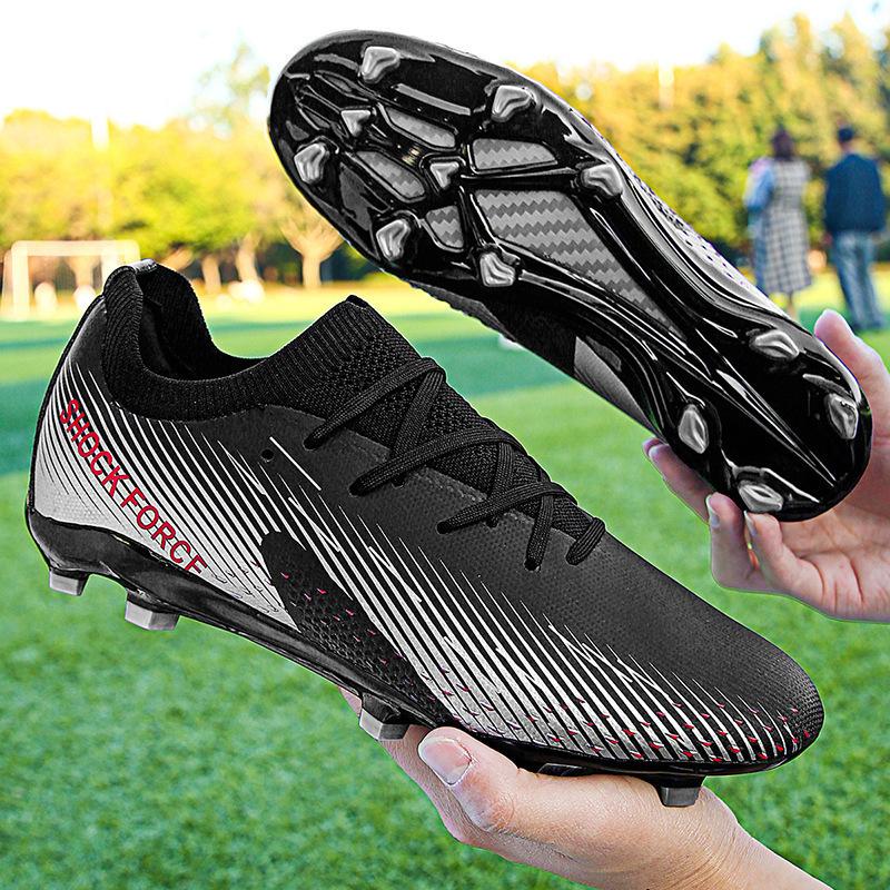 World Cup 2025 seamless fly-woven football shoes men's low-top spikes student competition training shoes