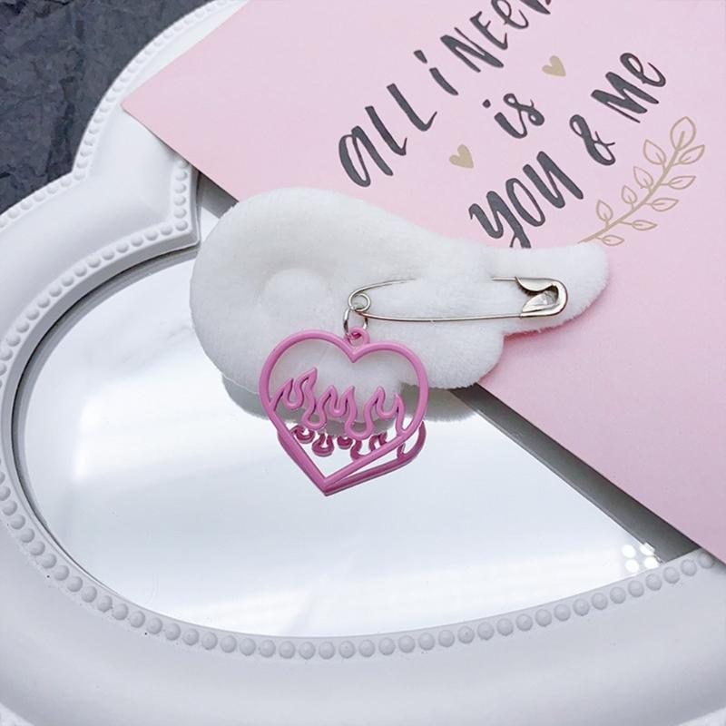 Sweet Style Hair Accessory with Angel Wing Shape Trendy Fashion Hair Clip Charm Adorable and Delicate Hair Accessories
