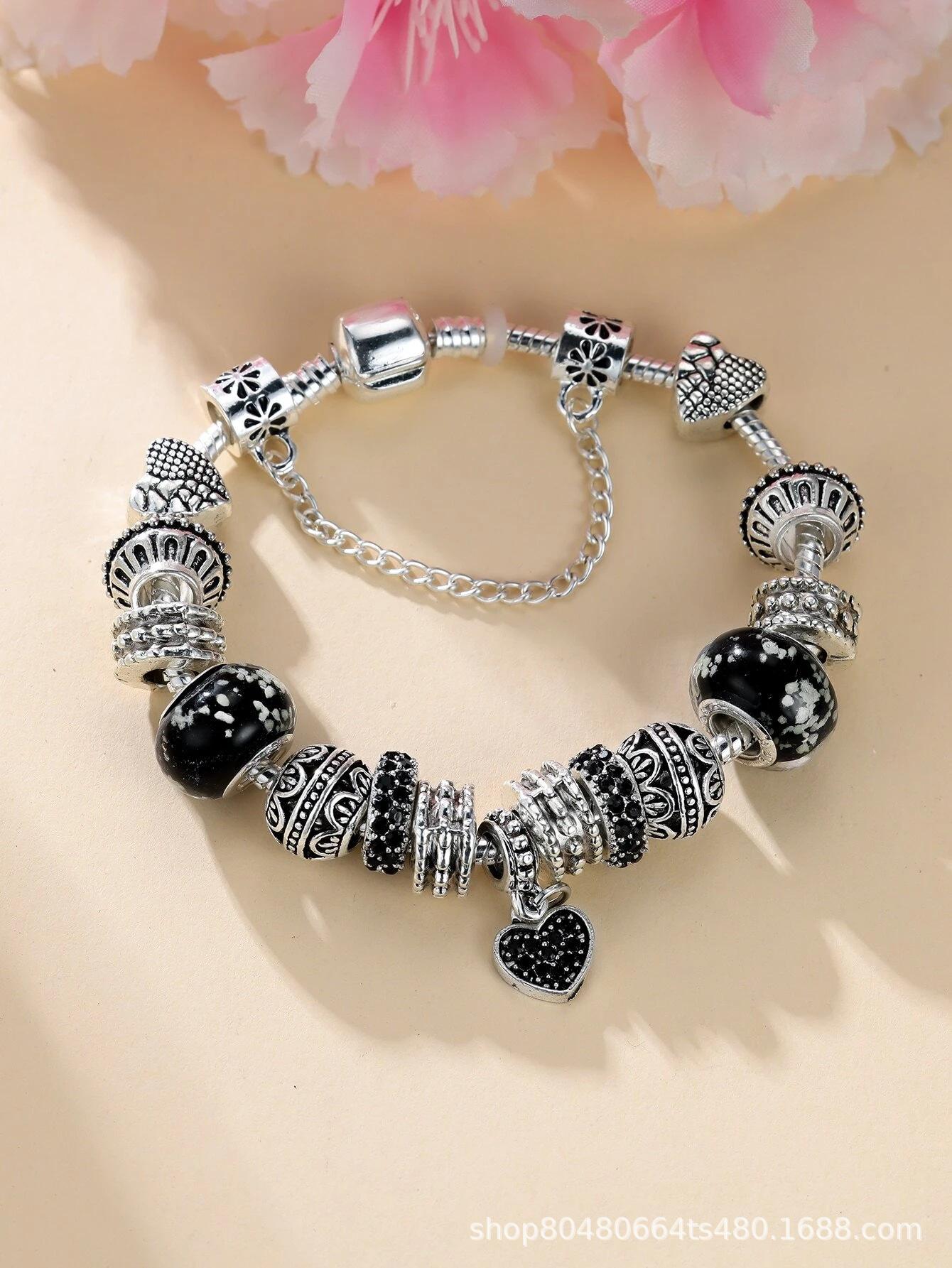 

Винтажный браслет с бусинами, подвеской в виде черного сердца со стразами и керамическими бусинами в виде цветущей сакуры, для изготовления украшений своими руками чёрный