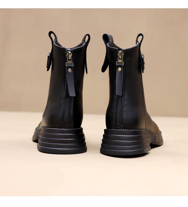 Women's Versatile Fleece-Lined Chelsea Boots: Thick-Soled, Soft, Ankle-High Fashion in New British Style.