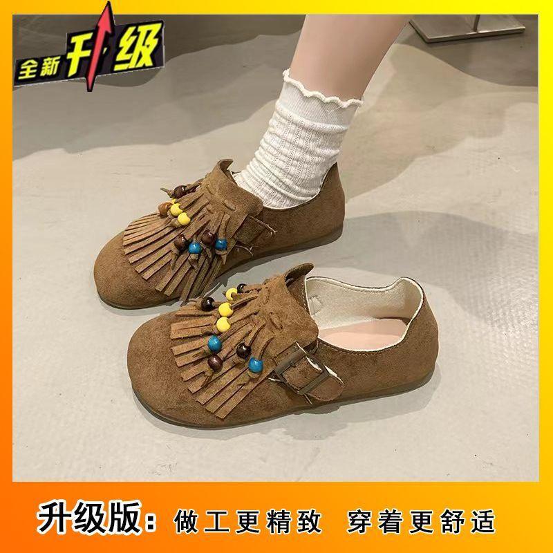 

Flat-bottomed fringed beaded all-inclusive Birkenstocks, women s niche design is comfortable, women s single shoes, new in spring and summer 2025 35