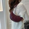 High-end Simple Crescent Bag Solid Color Horn Shoulder Bag High-quality Leather Women's Bag New Versatile Commuter Underarm Bags