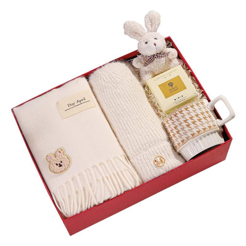 Valentine's Day Winter Scarf Gift Box for Her: Girlfriend or Best Friend