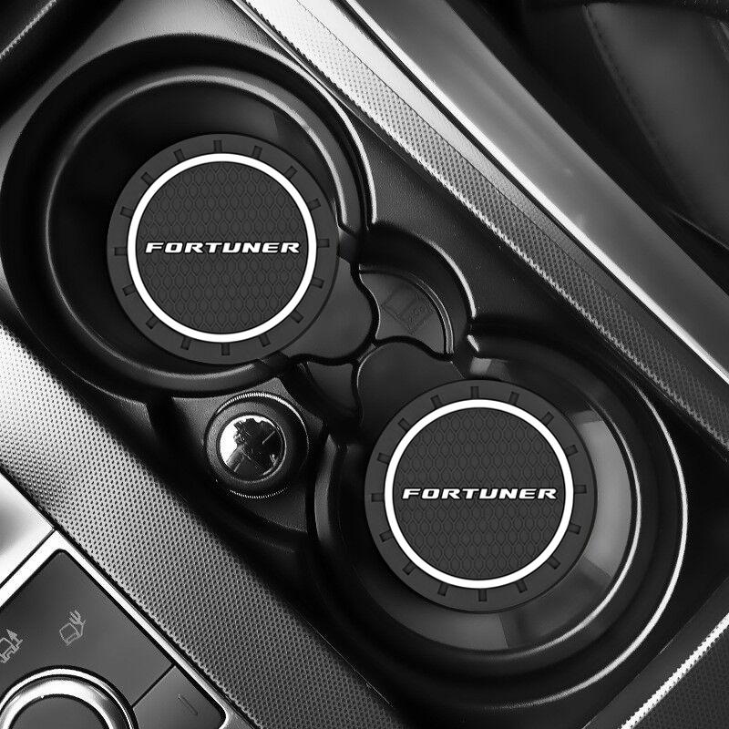 

2pcs for Toyota Fortuner 2009 2017 2018 2019 Car sticker Auto Water Cup Slot Non-Slip Mat Accessories Car Styling чёрный