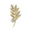 High Grade Metalized Rhinestone Brooches Clothing Accessories Fine Gold Tone Color Leaf Corsage Clothing Luxurious Alloy Metal Leaf BroochLuxury