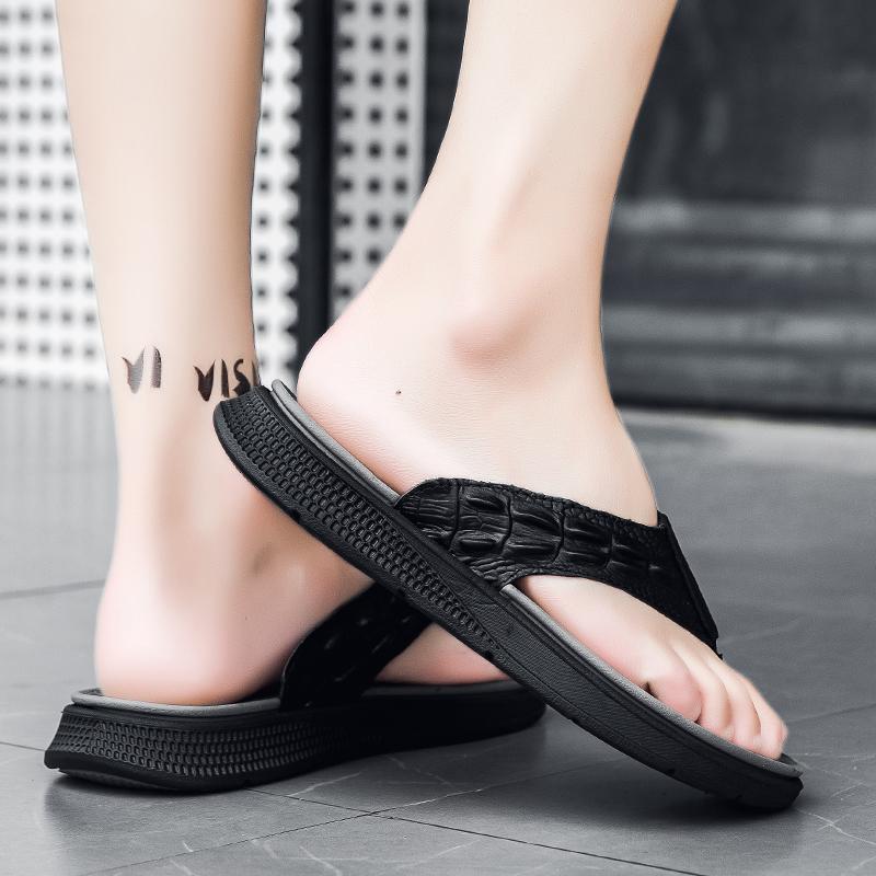 Fashion Holiday Non-slip Walking Shoes Summer Shoes Men Slippers Leather Mens Flip Flops Luxury Brand Male Flat Mens All-match Sandals