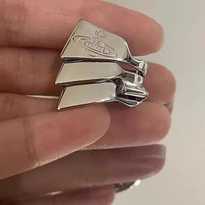 Anello classico nana Saturno anello a tre sezioni a tre strati anello a tre anelli argento pianeta metallo retrò copridito personalità per uomo e donna