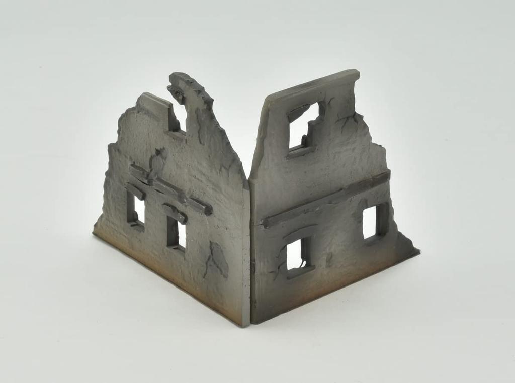 TOMYTEC 1/144 Geocolle Combat Series DCMA12 Ruins Set A Pre-Painted Plastic Model Kit Diorama Wall Drum Box 318859