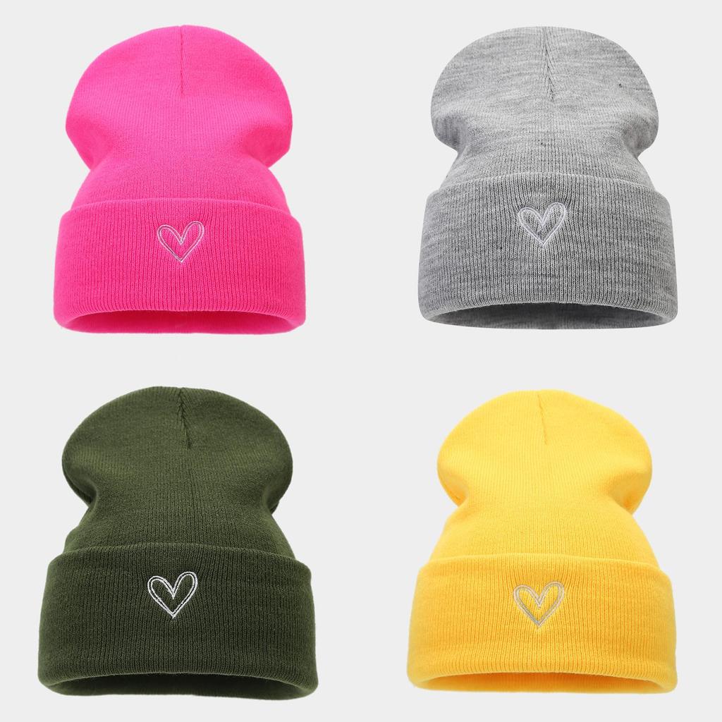 Thickened Heart Design Knit Hat For Men And Women Winter Wear
