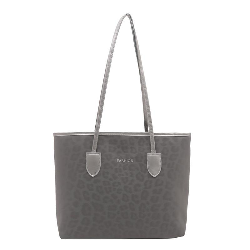 Retro Womens Tote Bag With Special Fabric And Zipper Closure For Daily Commuting And Office