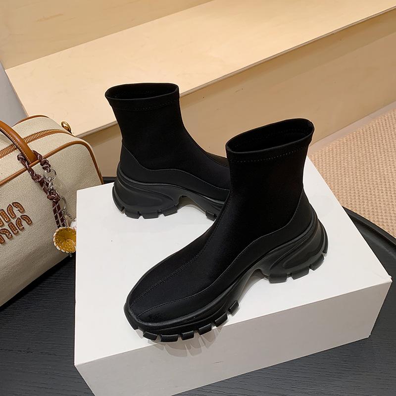 

2025 autumn new thick-soled heightened elastic thin boots women s Chelsea boots small black short boots socks 39