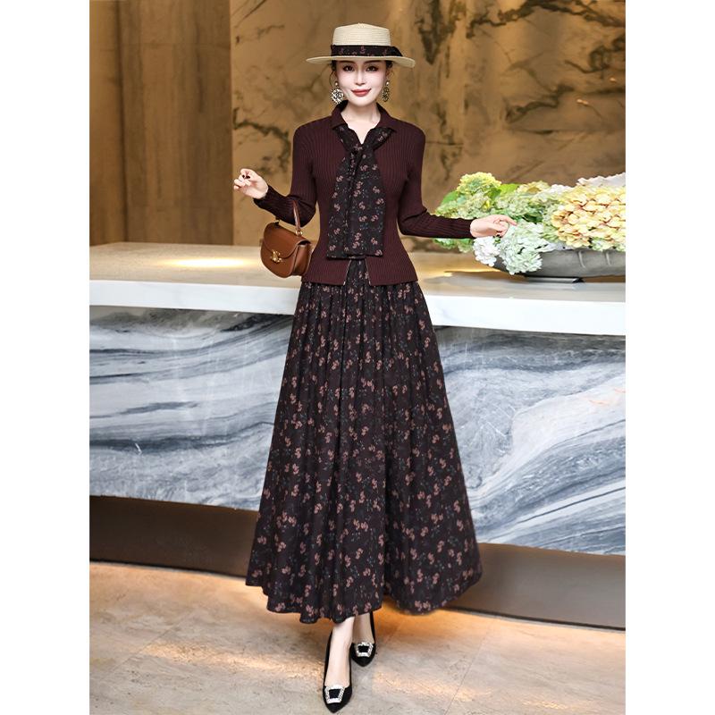

2025 Autumn Fashion: Elegant Two-Piece Set with Slim Knitted Top and Retro Print Midi Skirt. XL