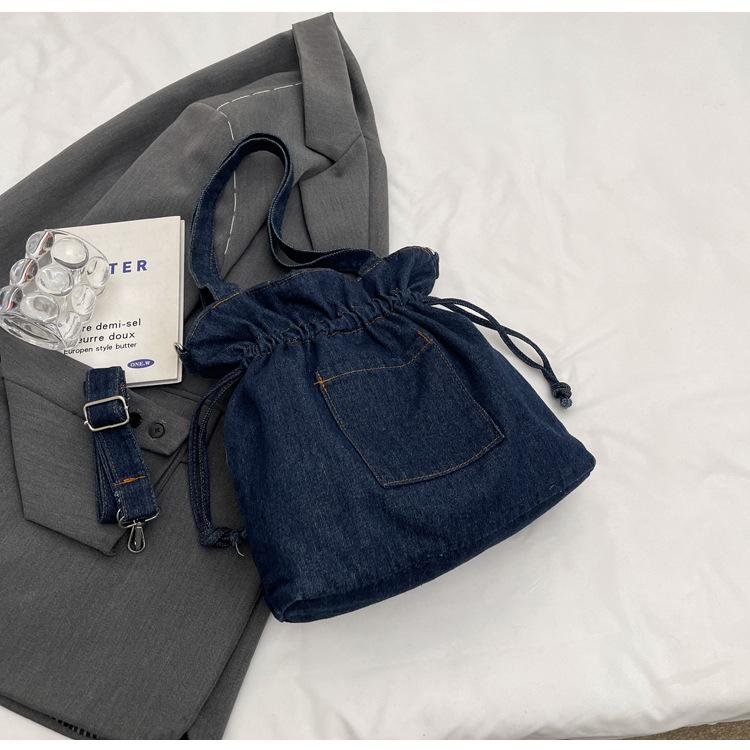 Trendy Ruched Denim Tote Bag Vintage Bucket Shoulder Bag Drawstring Crossbody Bag For Women