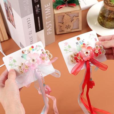 Eleganter vom Hanfu inspirierter Haarklammer: Perlenquaste Blumendesign für Kinder