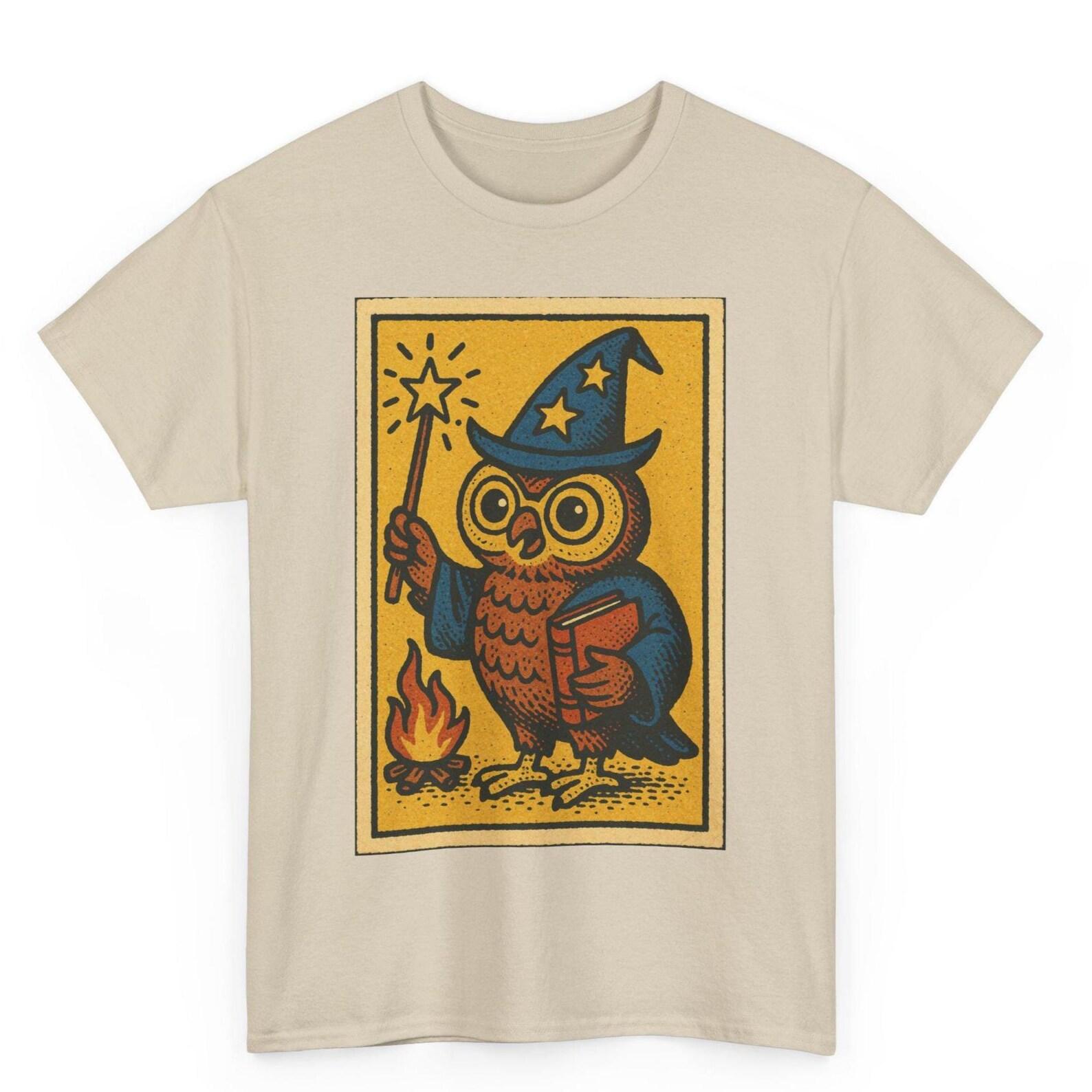 Wizard Owl T-Shirt: Retro Comic Style Fantasy Tee M