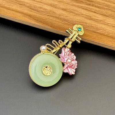Chinese Style Guochao Retro Temperament Personalized Pipa Brooch Creative Versatile Corsage High-End Cheongsam Pendant Creative Pin