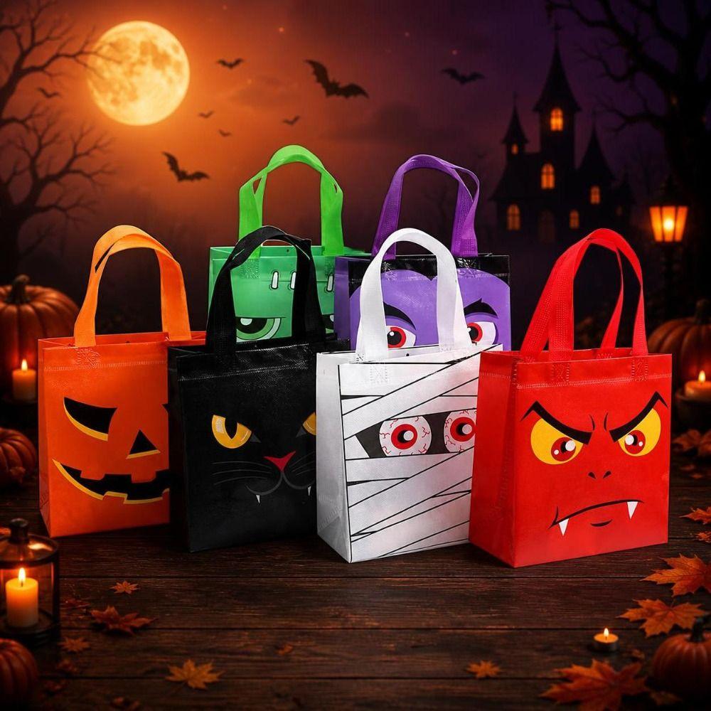 4PCS Non Woven Halloween Gift Bag Portable Size Candy Gift Bags Cute Treat Bag  Gift Giving