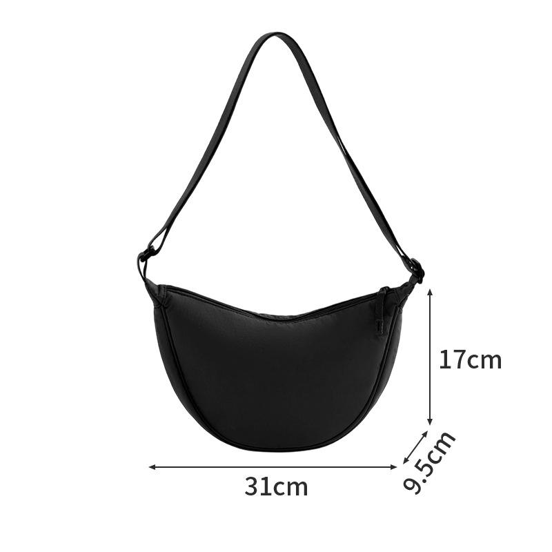 New Simple and Casual Solid Color Nylon Large Capacity Men Women's Dumpling Bag Shoulder Bag for Travel and Commuting Unisex Hobo Bags