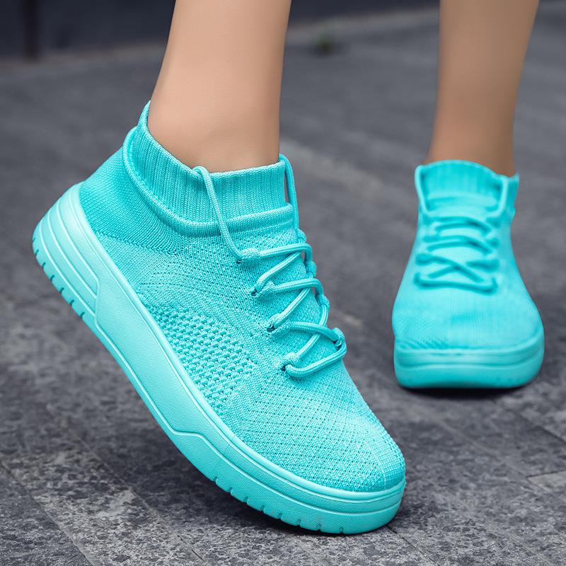 New large size sports shoes casual and light wear-resistant breathable fly-woven shoes socks shoes couple shoes