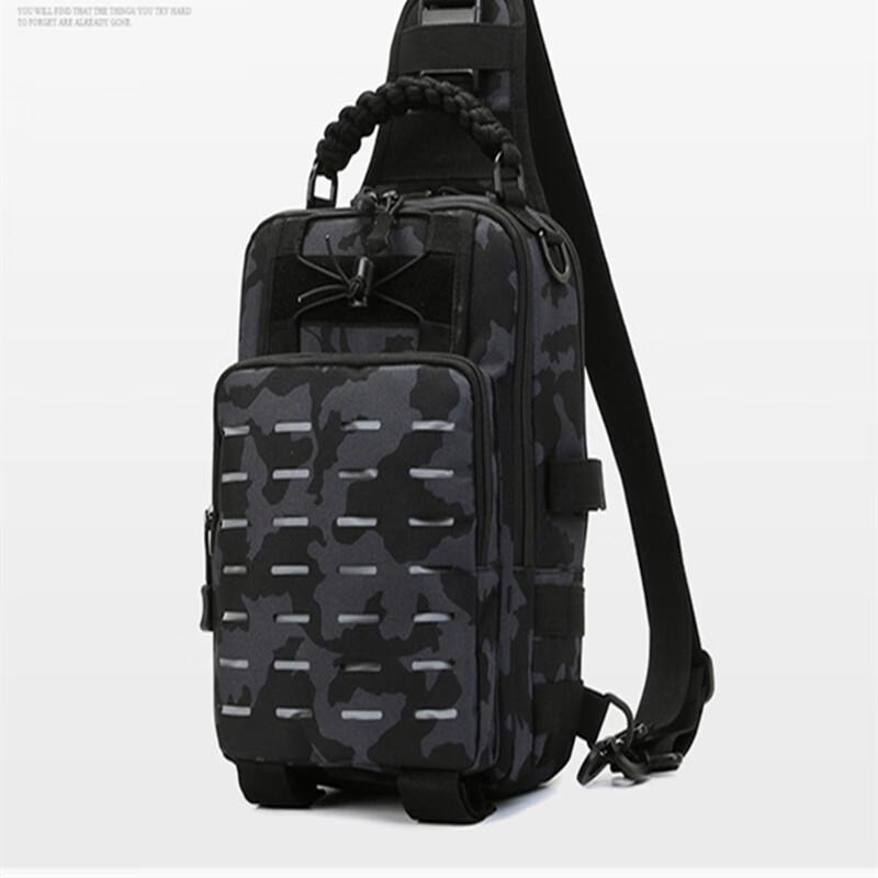 Men's Multi-functional Lure Fishing Chest Bag