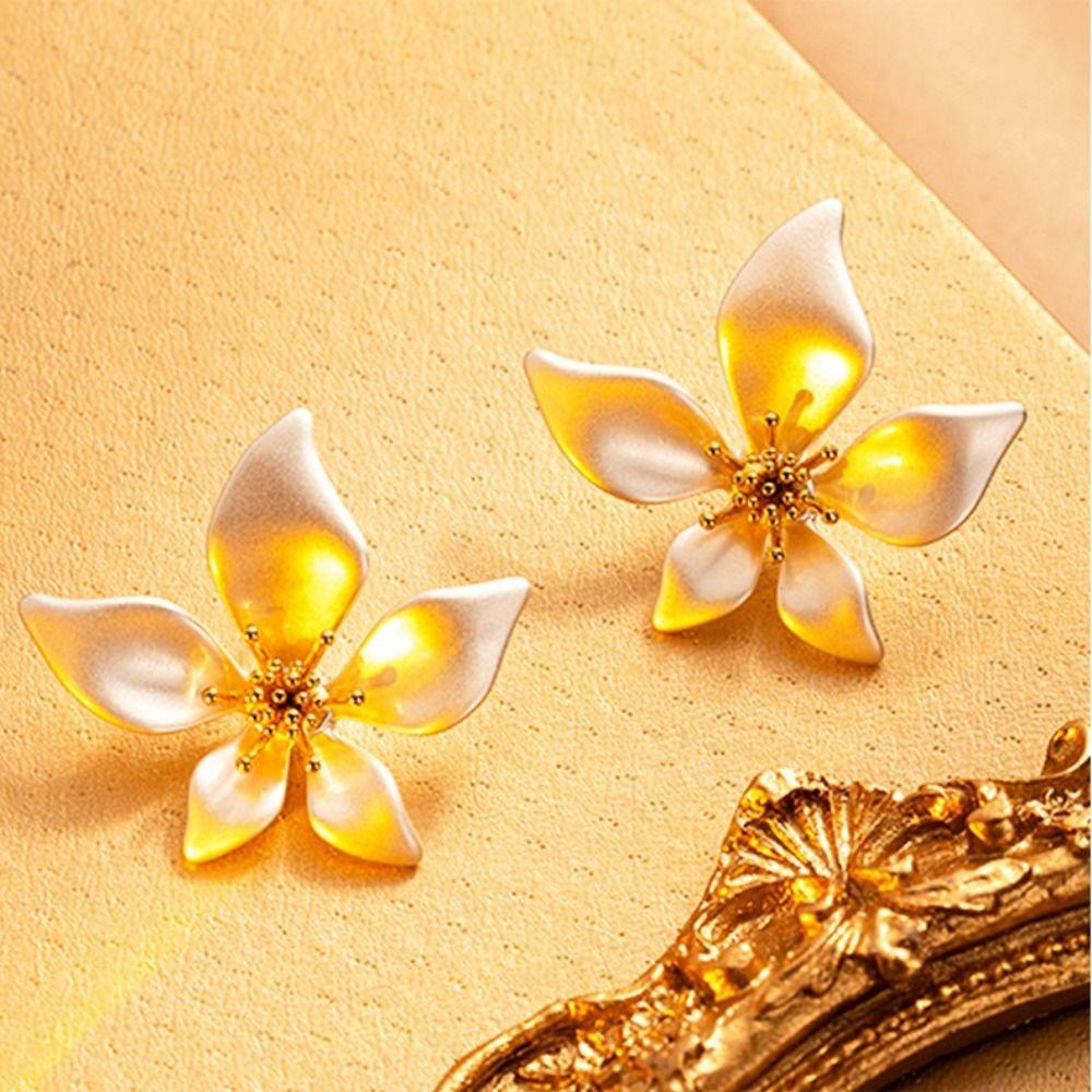 Solid Color Pearl Ear Studs Elegant Flower Earrings Jewelry Fashion Ginkgo Leaf Earrings  Gift