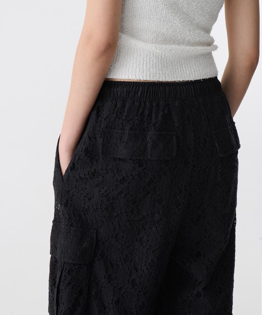 MUSINSA STANDARD WOMAN Women'S Floral Lace Wide Cargo Elastic Pants [Black]