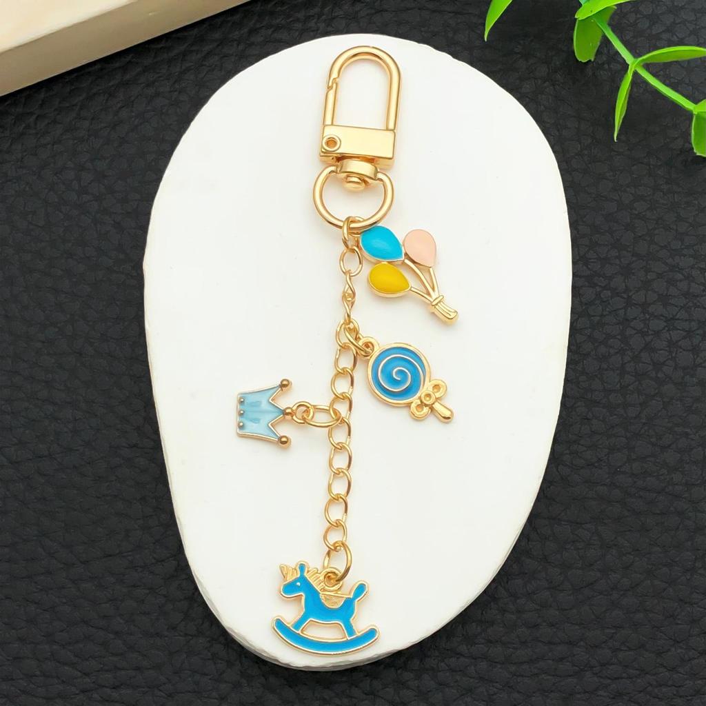 Blå Krona Gung Häst Godis Legering Nyckelring Hänge