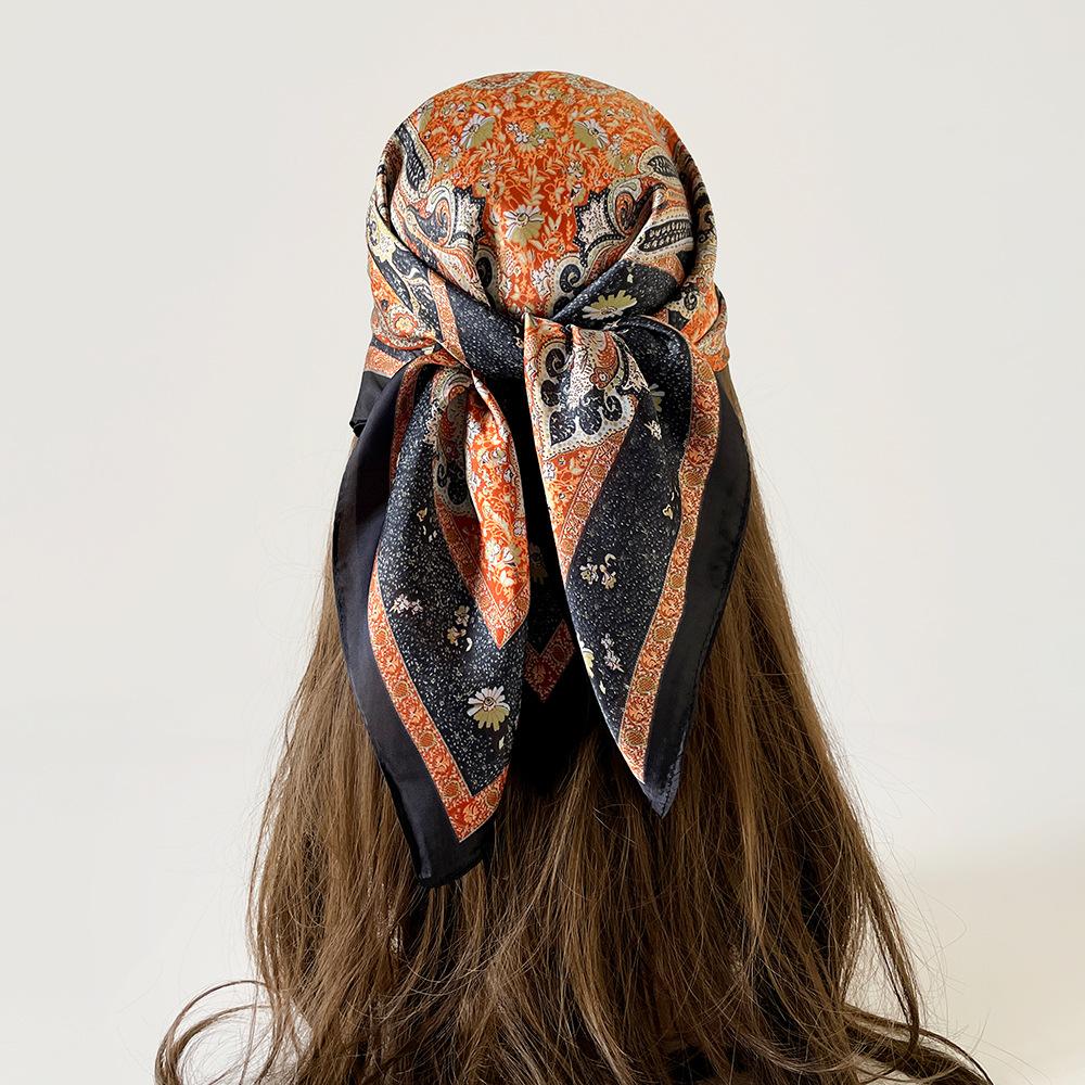 Black and White Cashew Floral Silk Scarves Wholesale Hot-selling, 71cm Headscarves, Headscarves, Square Scarves for Women, Summer Thin Scarves