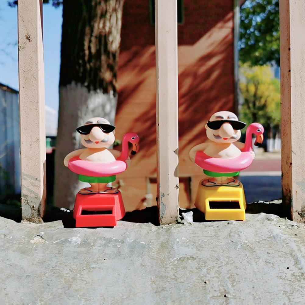 Ornament pentru mașină, cu energie solară, care dansează, păpușă animată, decorare pentru bordul auto, accesorii drăguțe pentru mașină