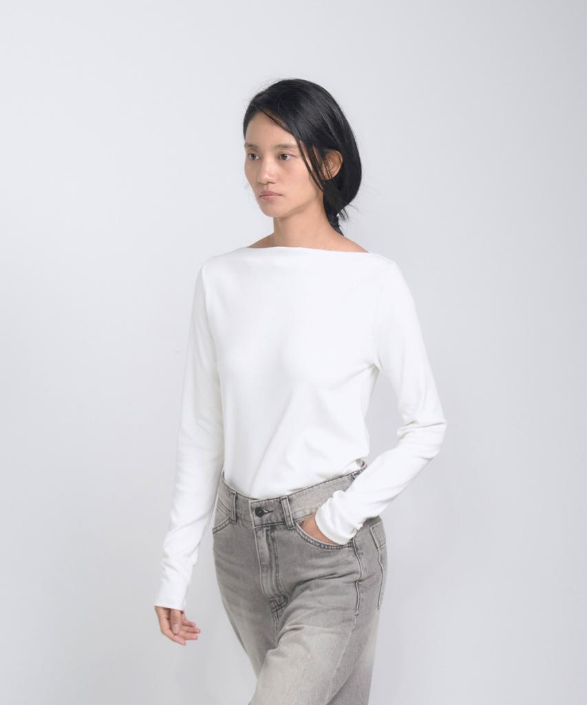 VENIO Line Boat Neck Top_Ecru-Vnf26031