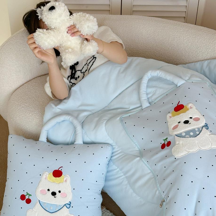 Cotton Throw Pillows, Quilts, Cushions, Office Nap Blankets, And Folding Blankets It'S Both A Throw Pillow And A Blanket