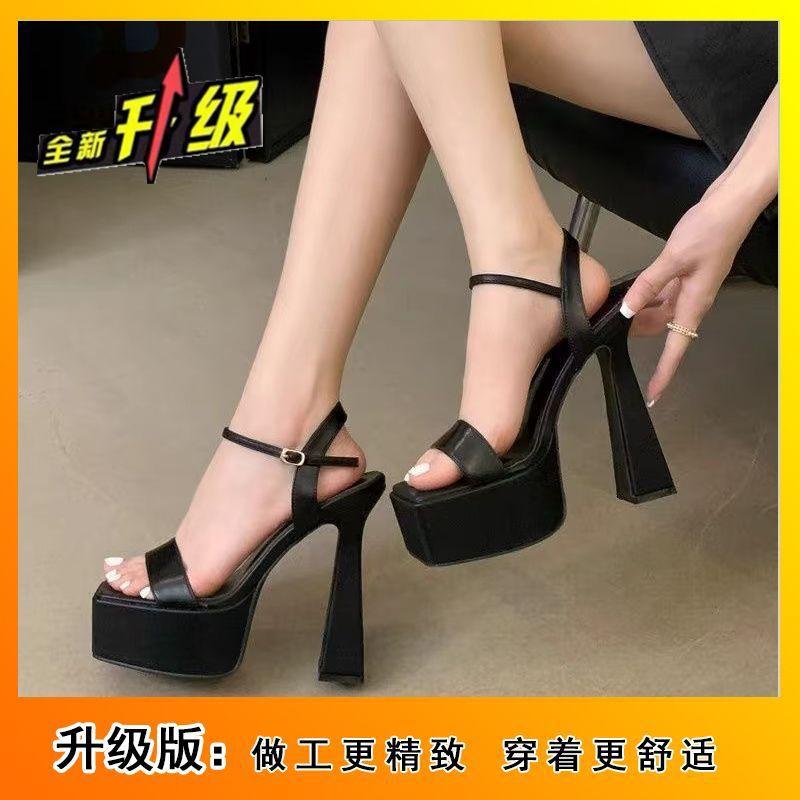 Black high-heeled shoes, women's thick-soled one-word buckle belt, waterproof table shows long legs, open-toed sandals, thick heels are not tired.