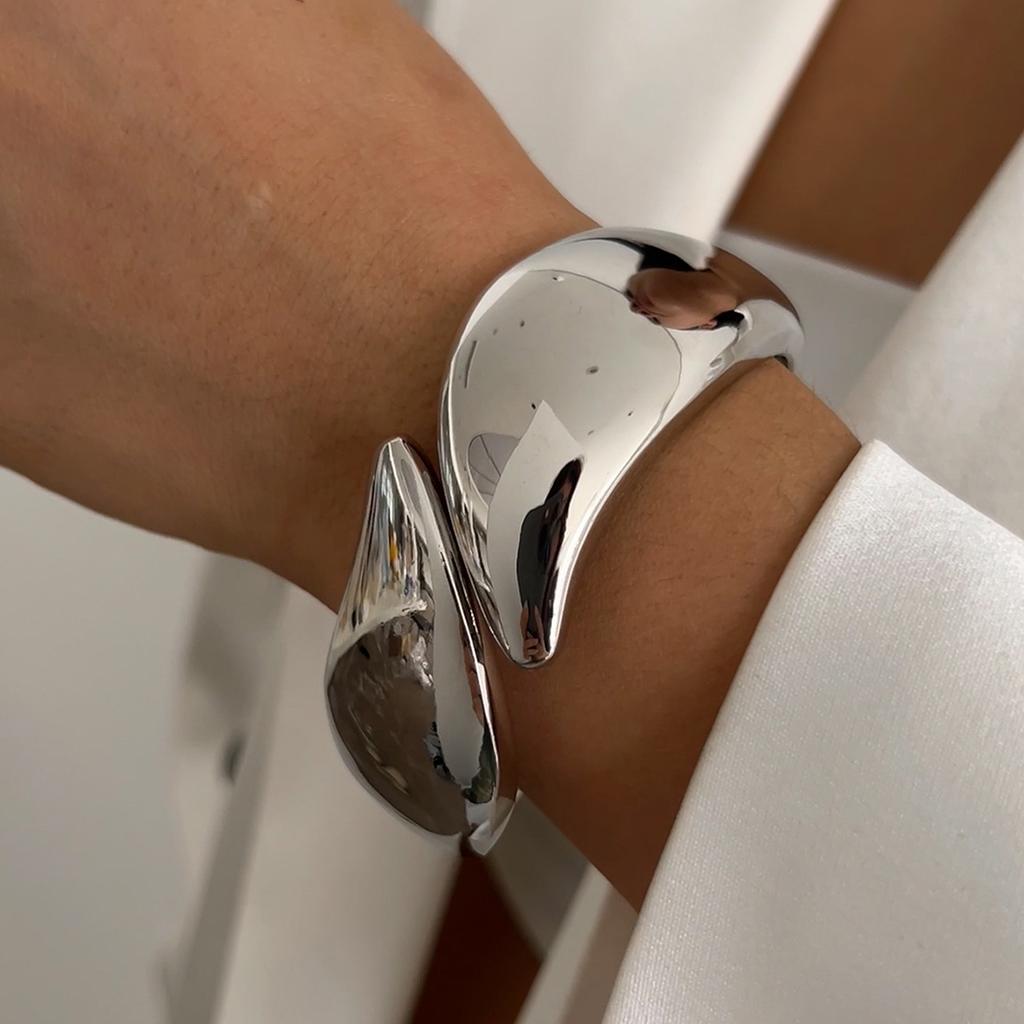 IngeSight.Z Exaggerated Large Inlaid Rhinestone Watch Shaped Heavy Metal Spring Bangles Women's Classic Statement Party Jewelry