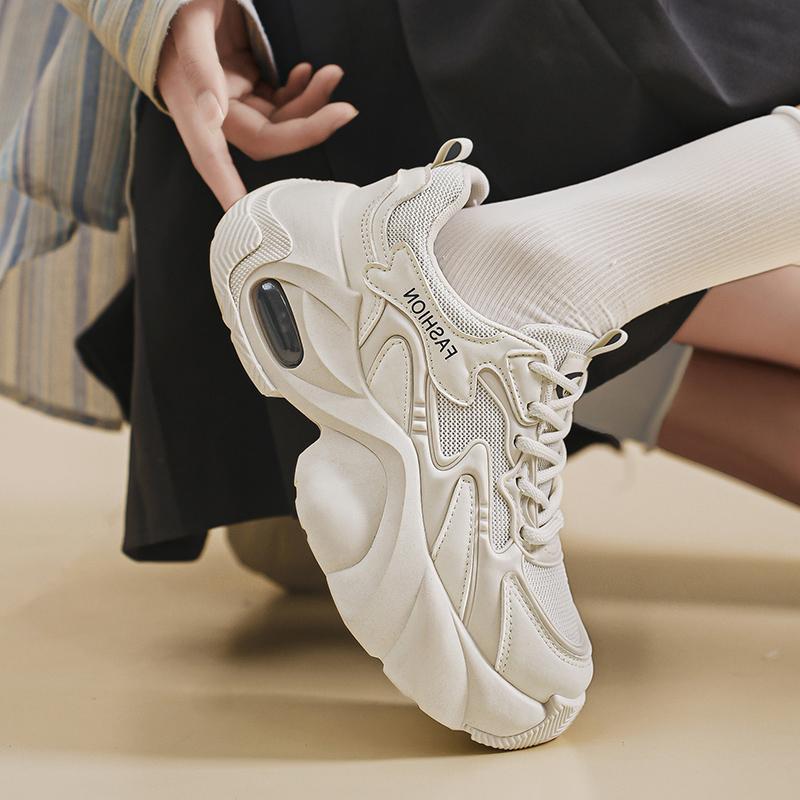 Damen Freizeitschuhe Mode Atmungsaktive Walking Mesh Flache Schuhe Sneaker Damen Gym Vulkanisierte Schuhe Weiß Damen Schuhwerk