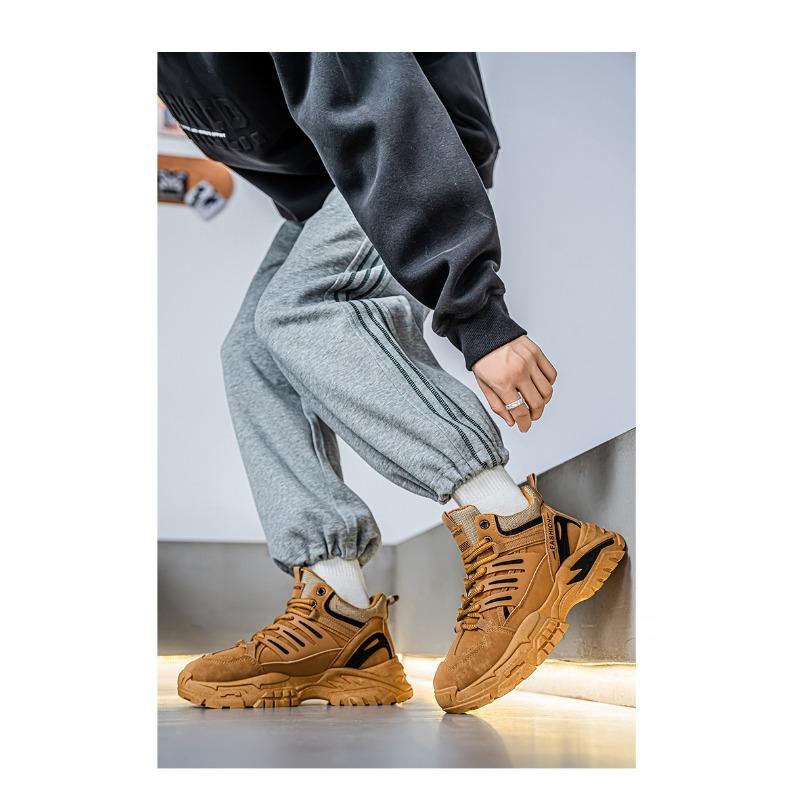 Casual Trendy Versatile Thick-sole Height-increasing Men's Hiking Martin Sports Dad-style Trendy Shoes.