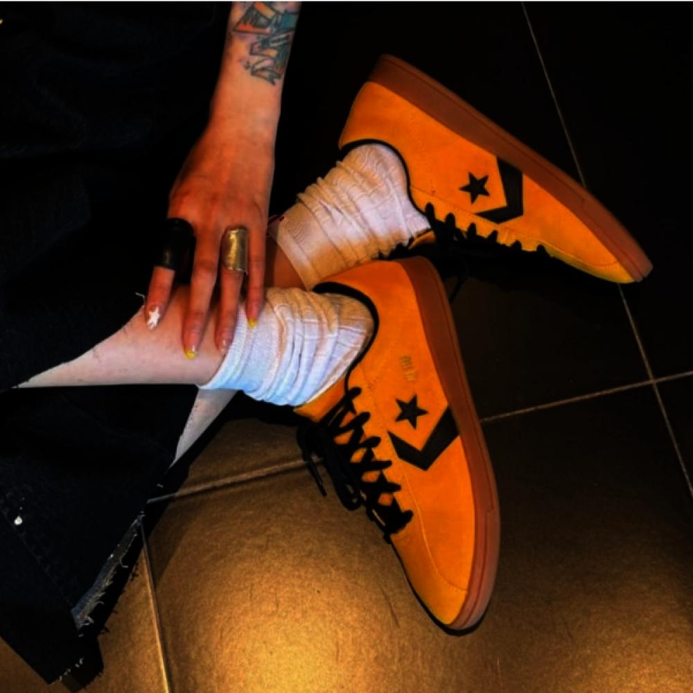 

Converse Suede Sneakers Cushion Men woMen A15621c 230