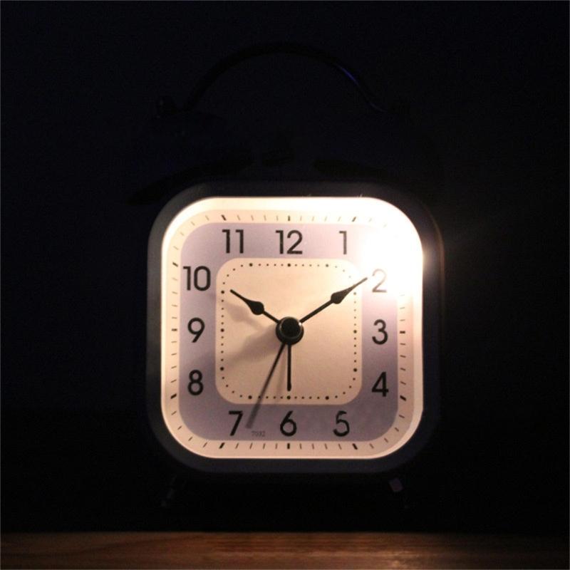 3'' Mechanischer Wecker Genaue Zeitanzeige Studentenuhr Lauter Ton, Batteriebetrieben Metallrahmen