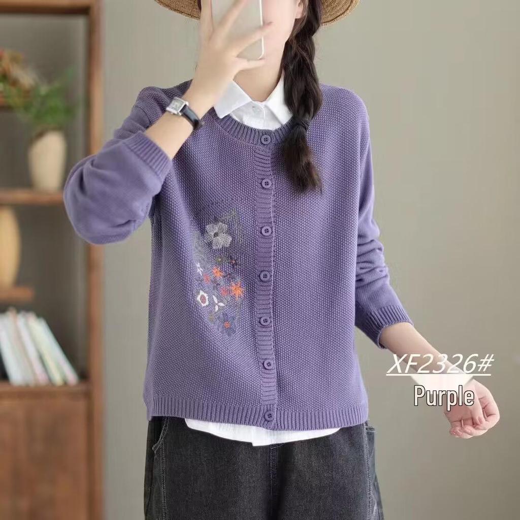 Embroidered Placket Cotton Knit Cardigan - Artistic Round Neck Solid Color Sweater for Autumn/Winter