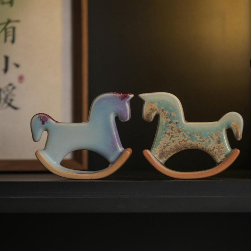 Ceramic Rocking Horse Cute Tea Pet Funny Desk Decor Home Office Bookshelf Figurine Creative Housewarming Gift