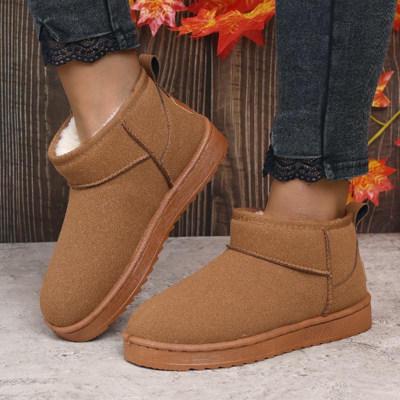 Snow boots women's winter new round head large size velvet cotton shoes student flat heel short cotton boots