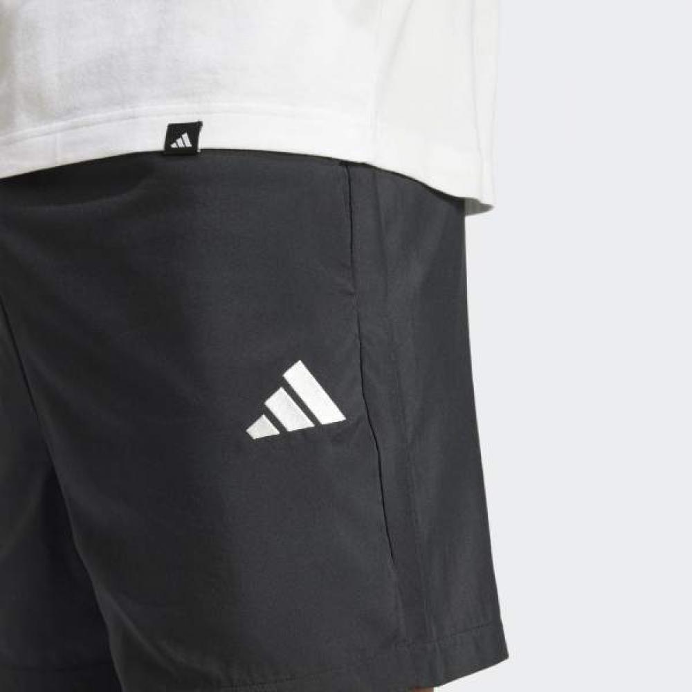 adidas Men S Light And Clean eSSential Small Logo chelSea ShortS Jf1117