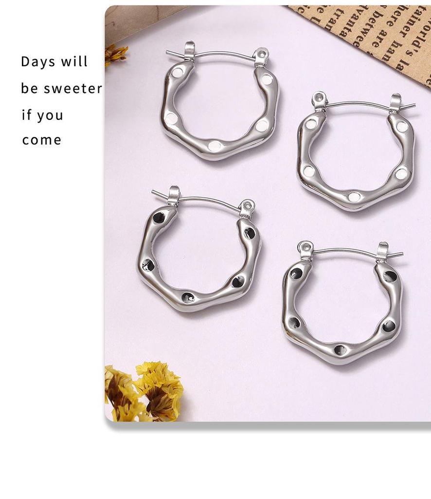 Gold-Plated Titanium U-Shaped Drip Oil Ear Cuffs - European & American Style Earrings for Women