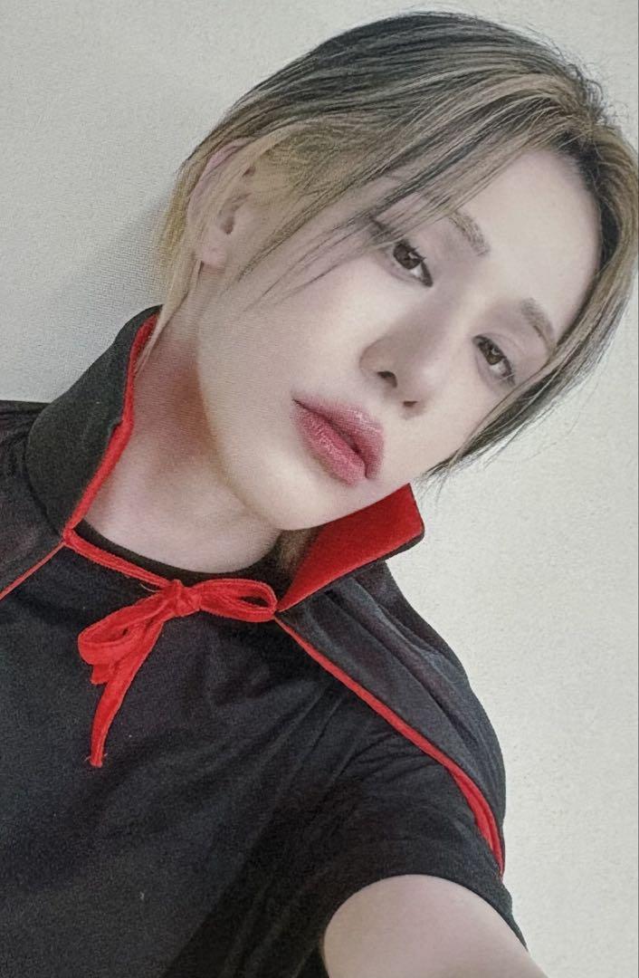 

[Б/У] XLOV Umti Mystargoods коллекционная карточка редкая