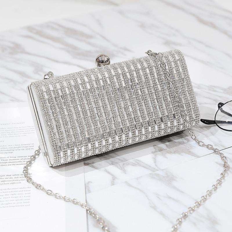 Neue Frühling- und Sommer Schräg-Ketten Kleine Tasche für Damen Koreanischer Stil Mode Diamant-Set Dinner-Clutch Schlichte Einzel-Schulter